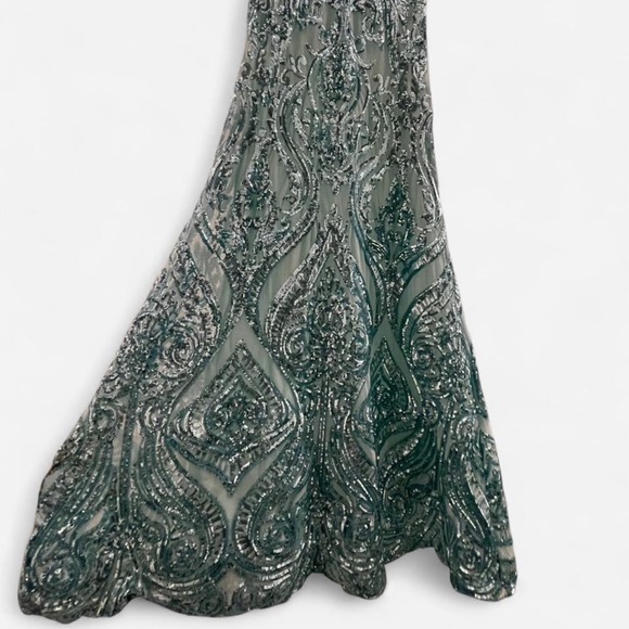 Elegant Teal/Blue Strapless Evening Gown - Picture 6 of 8